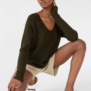 Aritzia Wilfred free olive green Wolter Sweater
